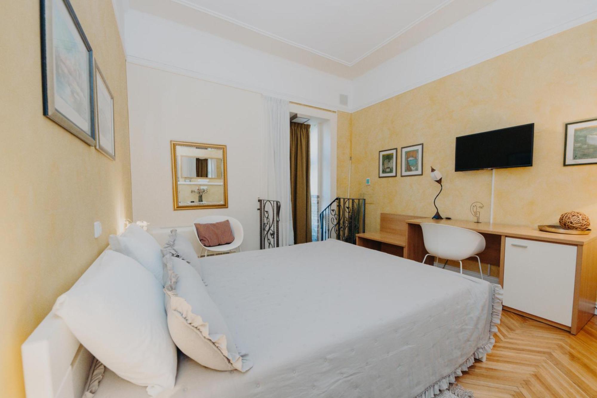 Rooms And Studios Villa Rossella 2 Rovinj Extérieur photo
