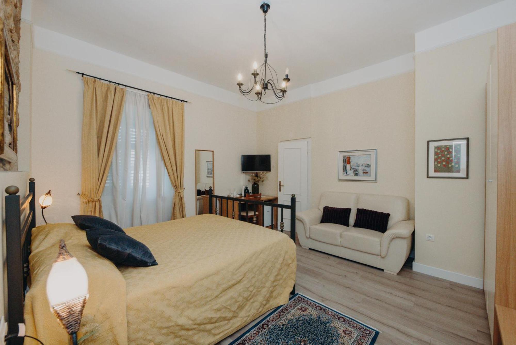Rooms And Studios Villa Rossella 2 Rovinj Extérieur photo