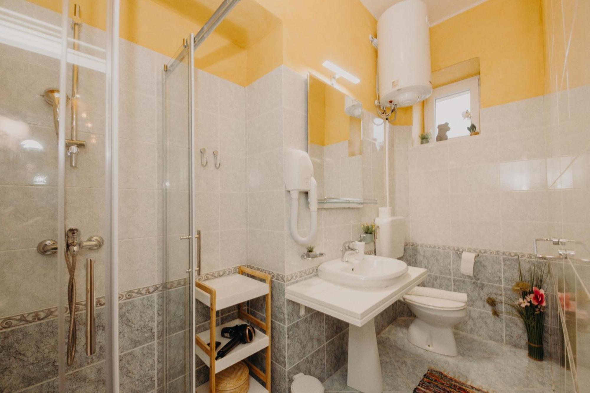 Rooms And Studios Villa Rossella 2 Rovinj Extérieur photo