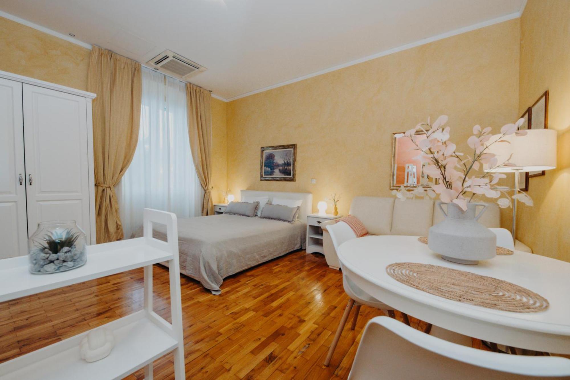 Rooms And Studios Villa Rossella 2 Rovinj Extérieur photo